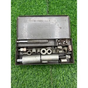 Vint Steeldraulic Brake Pullers-30s-40s Snap-On Bush Set in Metal Box